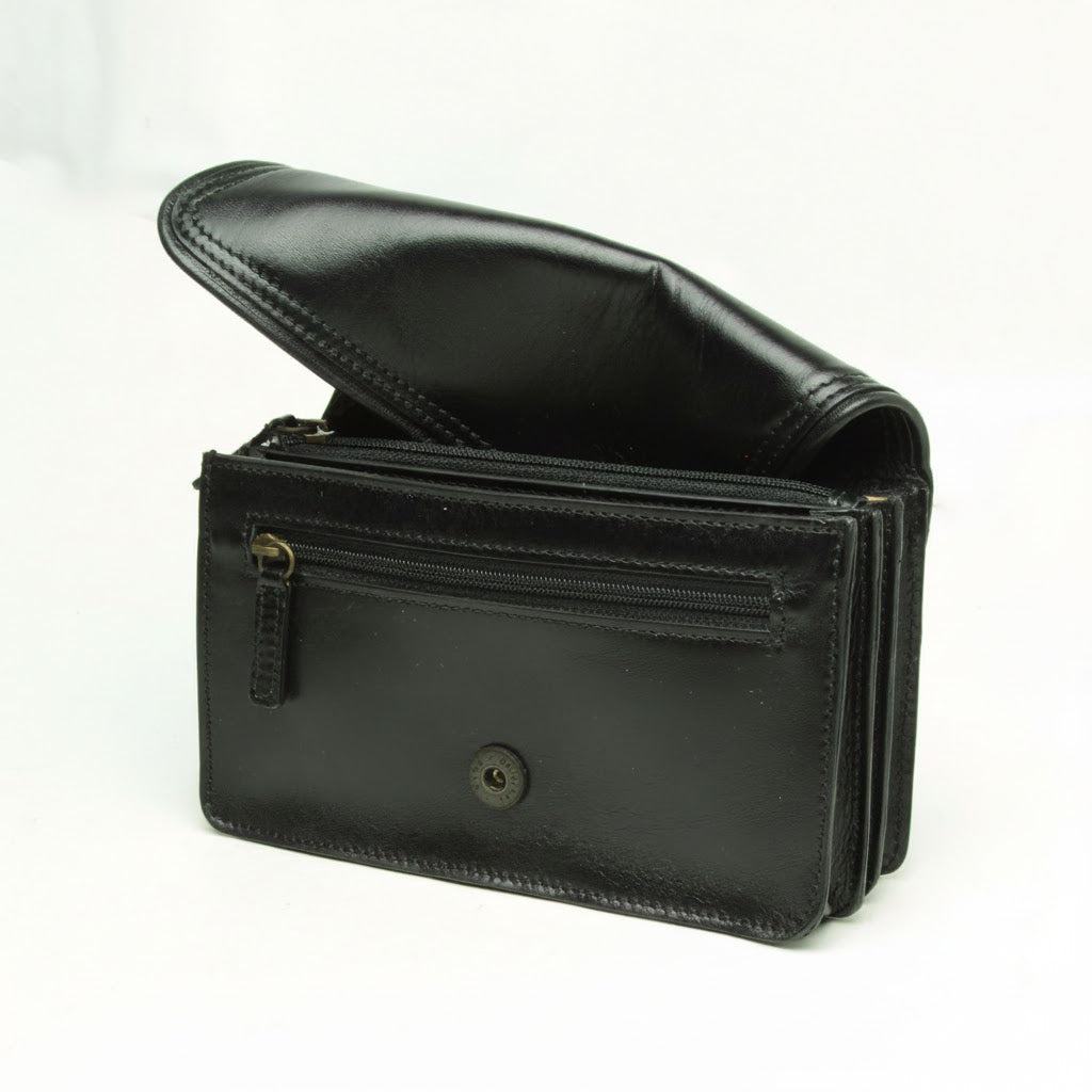 Leather clutch bag- Black-1