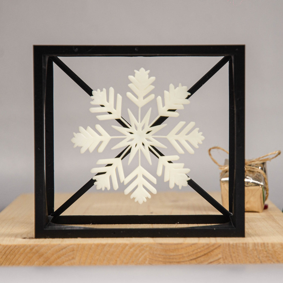 Snowflake Cube –  Minimalist Cube Design for Winter-Inspired Home Decor-0