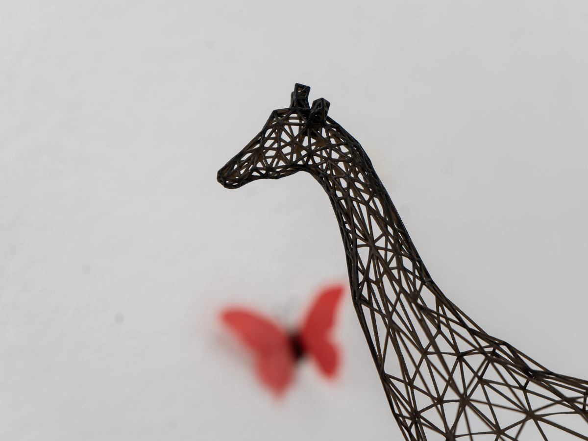 Elegant Giraffe Wireframe Sculpture-1