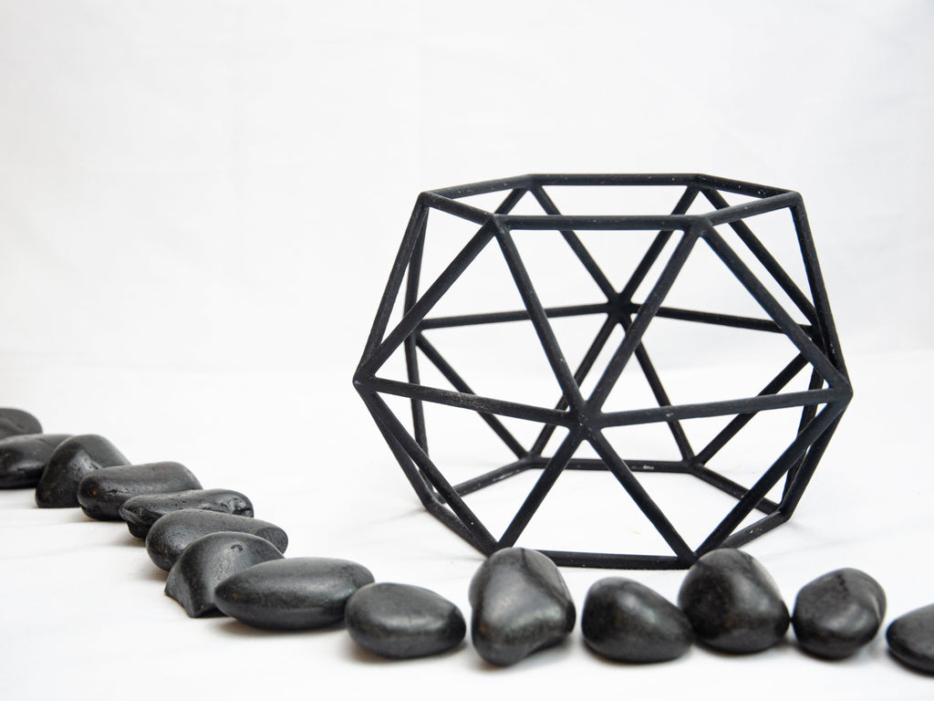 Geometric Wire Vase Cage – Modern Design for Weddings & Everyday Living-3