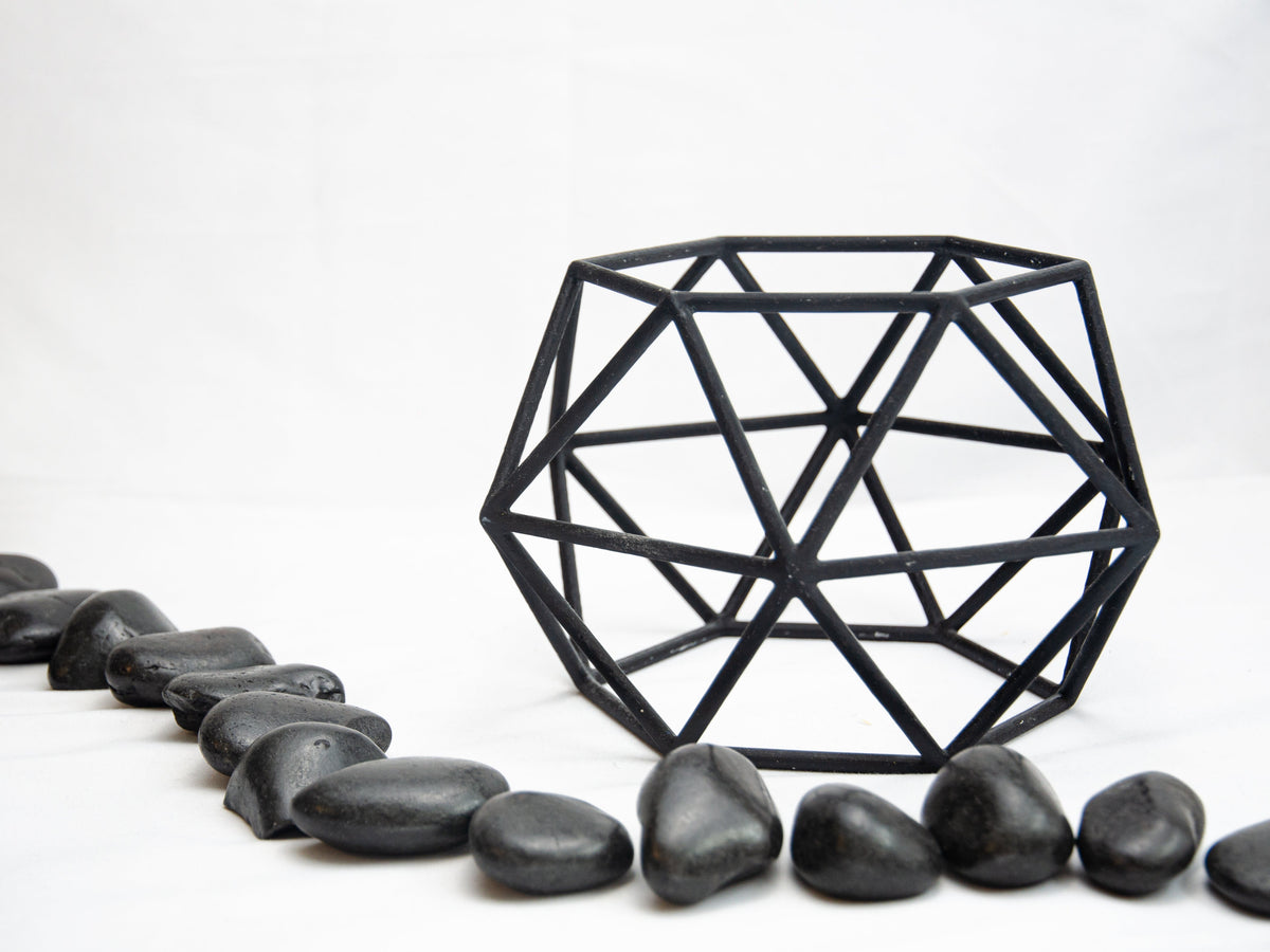 Geometric Wire Vase Cage – Modern Design for Weddings & Everyday Living-3