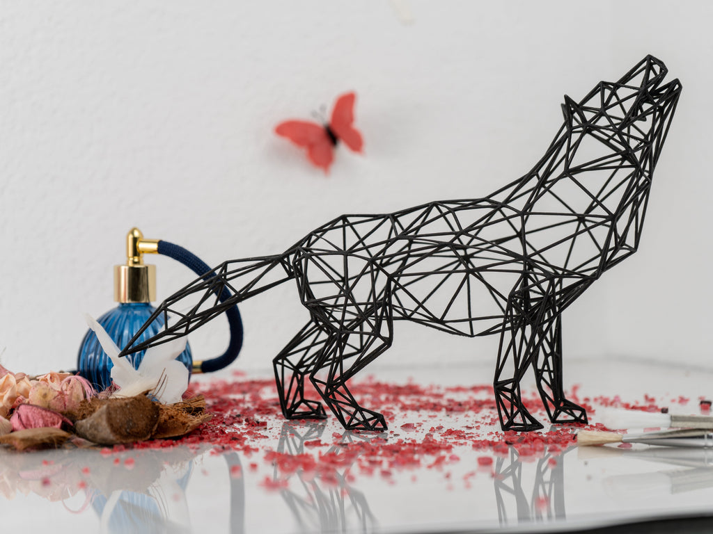 Majestic Modern Wolf Sculpture - 3D Wireframe Resin Art for Home Decor Geometric decor-3