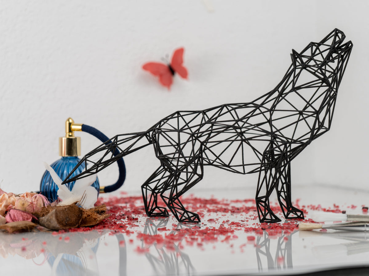 Majestic Modern Wolf Sculpture - 3D Wireframe Resin Art for Home Decor Geometric decor-3